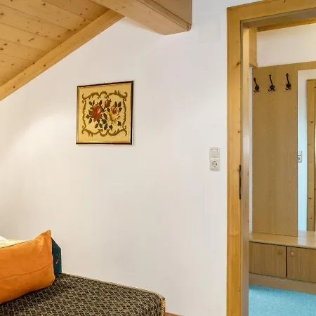 Simplistic Apartment In Mittersill Austria Near Ski Area Daire *