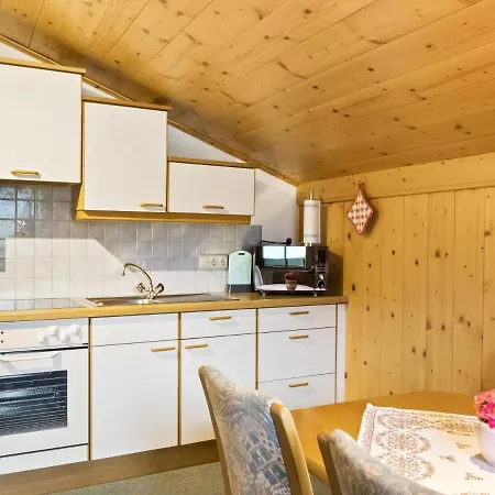 Apartamento Simplistic Apartment In Mittersill Austria Near Ski Area Mittersill
